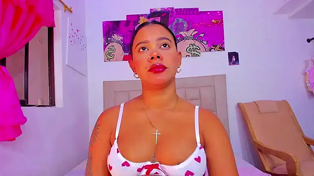 Snapshot of Miranda-brow chatting on February 9, 2025, 6:58 pm Miranda-brow online show from February 9, 2025, 6:58 pm