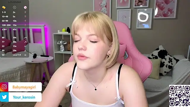 Snapshot of Maya_Rave chatting on March 13, 2025, 3:54 am Maya Rave online show from March 13, 2025, 3:54 am