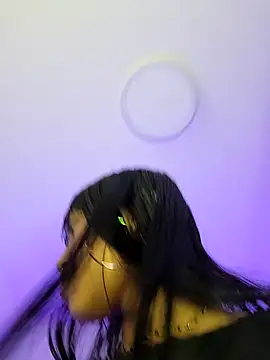 Snapshot of bonnie_18x chatting on March 1, 2025, 2:37 am bonnie 18x online show from March 1, 2025, 2:37 am