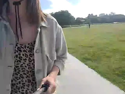 M1lfa online show from December 20, 2024, 8:23 pm