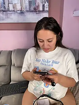 PoliBenett  online show from January 18, 2025, 7:48 pm