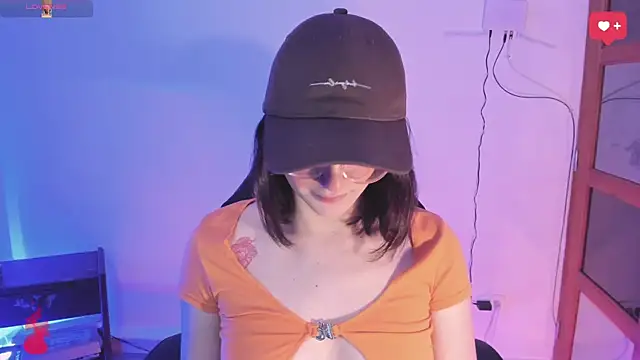 Snapshot of haanna_thompsoon chatting on December 3, 2024, 7:33 pm haanna thompsoon online show from December 3, 2024, 7:33 pm