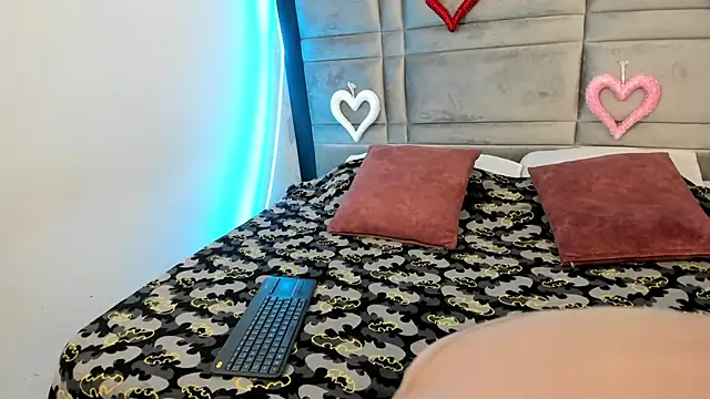 Im gaia online show from February 12, 2025, 1:27 pm