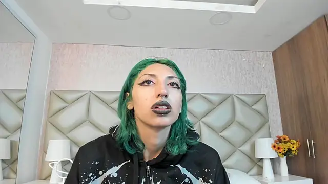 Im gaia online show from September 22, 2025, 12:29 pm