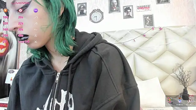 Im gaia online show from October 22, 2025, 12:27 pm