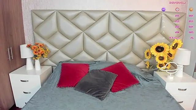 Im gaia online show from November 8, 2025, 11:54 am