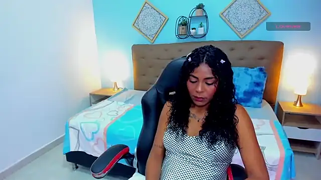 Edelaine rogers online show from May 15, 2026, 5:58 am