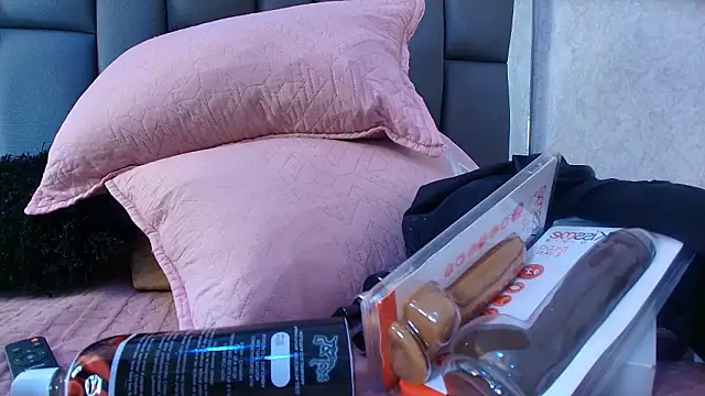 Amy wats0n online show from March 18, 2026, 7:17 pm