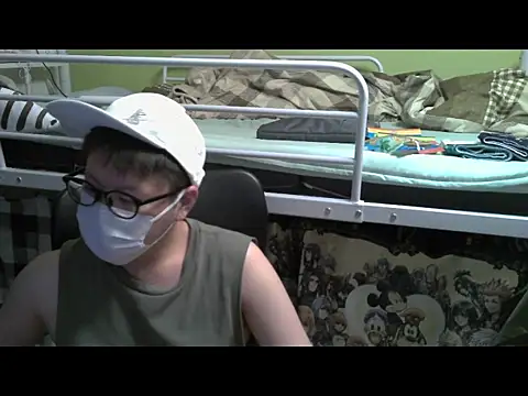 Snapshot of Owl1216 chatting on March 8, 2026, 1:26 pm Owl1216 online show from March 8, 2026, 1:26 pm