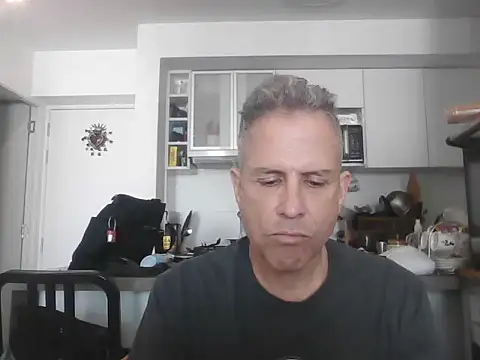 Snapshot of Diegoperrote682661 chatting on November 16, 2025, 8:25 pm Diegoperrote682661 online show from November 16, 2025, 8:25 pm