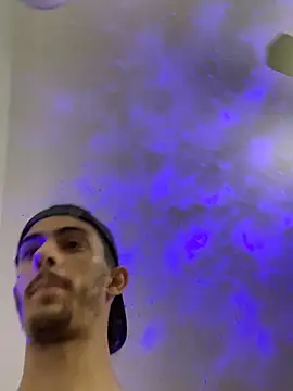 Snapshot of kennylove420 chatting on September 13, 2025, 1:44 pm kennylove420 online show from September 13, 2025, 1:44 pm