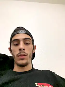 Snapshot of kennylove420 chatting on December 15, 2025, 3:44 am kennylove420 online show from December 15, 2025, 3:44 am