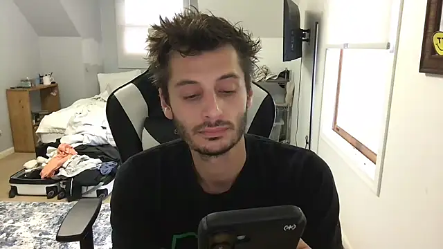 Dylansd online show from December 16, 2024, 8:26 pm