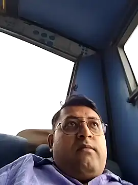 hardyloves online show from January 22, 2025, 1:53 am