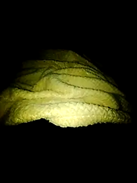 fonsi05 online show from April 17, 2026, 12:13 am