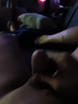 mirrowhot online show from December 14, 2025, 10:47 pm