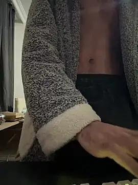 Snapshot of pxrnsenpaii chatting on March 8, 2025, 6:21 am pxrnsenpaii online show from March 8, 2025, 6:21 am