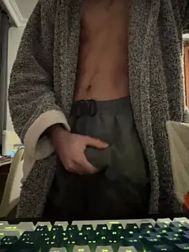 Snapshot of pxrnsenpaii chatting on March 20, 2025, 1:15 pm pxrnsenpaii online show from March 20, 2025, 1:15 pm