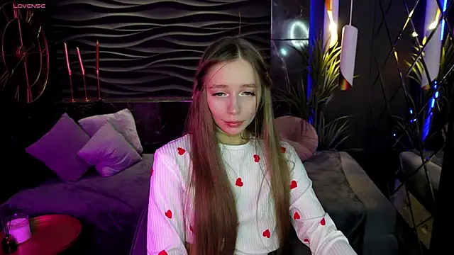 Snapshot of OliviaGentle chatting on December 12, 2024, 4:15 am OliviaGentle online show from December 12, 2024, 4:15 am