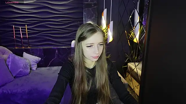 Snapshot of OliviaGentle chatting on January 9, 2025, 10:20 pm OliviaGentle online show from January 9, 2025, 10:20 pm