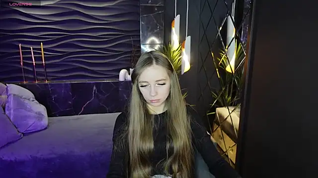 Snapshot of OliviaGentle chatting on January 10, 2025, 1:21 am OliviaGentle online show from January 10, 2025, 1:21 am