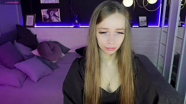 Snapshot of OliviaGentle chatting on January 16, 2025, 10:23 pm OliviaGentle online show from January 16, 2025, 10:23 pm