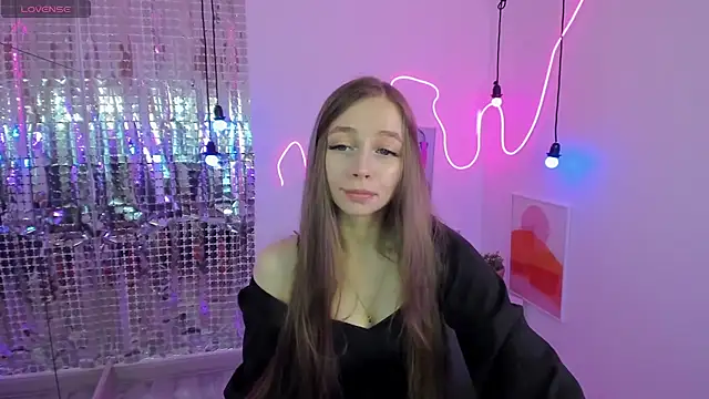 Snapshot of OliviaGentle chatting on January 17, 2025, 10:12 pm OliviaGentle online show from January 17, 2025, 10:12 pm