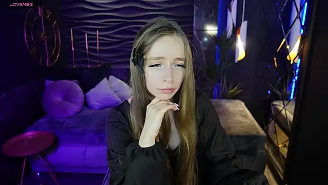 Snapshot of OliviaGentle chatting on February 21, 2025, 7:54 pm OliviaGentle online show from February 21, 2025, 7:54 pm