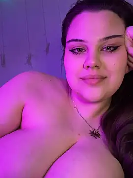 Snapshot of 31MoonLight13 chatting on February 28, 2025, 10:17 pm 31MoonLight13 online show from February 28, 2025, 10:17 pm