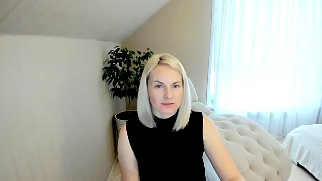 Alicee Gracee online show from December 9, 2024, 7:06 am