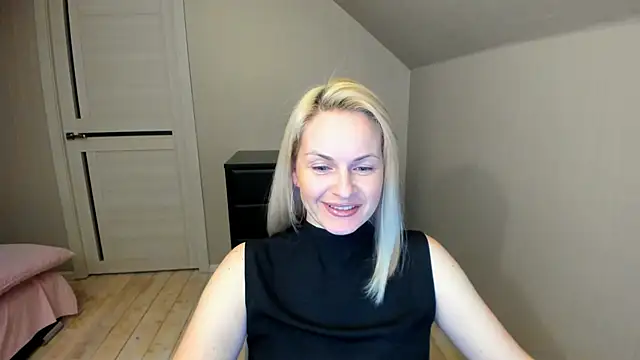 Alicee Gracee online show from March 10, 2025, 6:23 pm