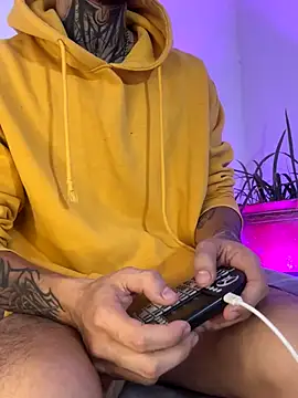 Snapshot of Anthony-Martin chatting on November 20, 2025, 12:27 pm Anthony-Martin online show from November 20, 2025, 12:27 pm