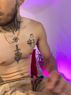 Snapshot of Anthony-Martin chatting on November 26, 2025, 1:12 pm Anthony-Martin online show from November 26, 2025, 1:12 pm