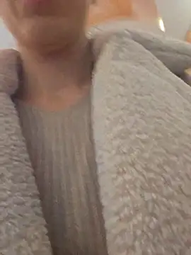 beaverwoman online show from October 31, 2025, 8:26 am