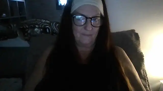 Snapshot of Tillieuk chatting on February 2, 2026, 7:56 pm Tillieuk online show from February 2, 2026, 7:56 pm