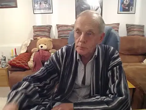 Ferret7777 online show from February 23, 2025, 1:32 pm