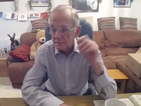 Snapshot of Ferret7777 chatting on December 18, 2025, 8:59 pm Ferret7777 online show from December 18, 2025, 8:59 pm