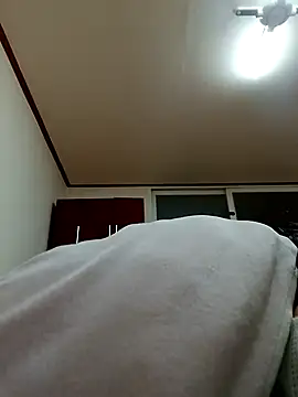 hello098712 online show from January 17, 2025, 8:56 am