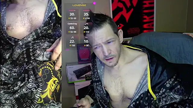 Snapshot of MasterForgedRayy chatting on January 28, 2025, 6:38 am MasterForgedRayy online show from January 28, 2025, 6:38 am