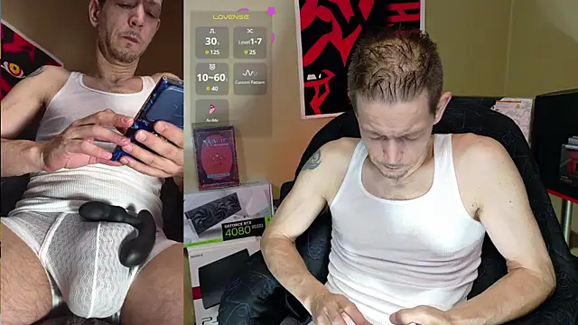 Snapshot of MasterForgedRayy chatting on February 20, 2025, 10:48 am MasterForgedRayy online show from February 20, 2025, 10:48 am