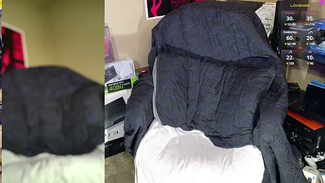 Snapshot of MasterForgedRayy chatting on March 12, 2025, 10:17 pm MasterForgedRayy online show from March 12, 2025, 10:17 pm