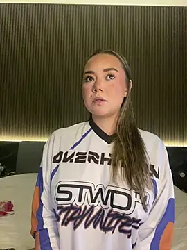 Snapshot of mayakitsune69 chatting on March 1, 2026, 9:44 am mayakitsune69 online show from March 1, 2026, 9:44 am