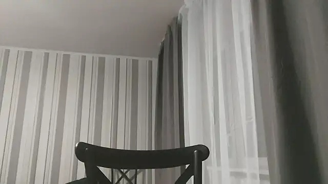 Snapshot of EdithManning chatting on February 2, 2026, 7:01 pm EdithManning online show from February 2, 2026, 7:01 pm