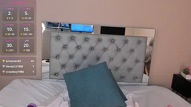 Snapshot of Osiris_rusos chatting on December 30, 2024, 2:08 pm Osiris rusos online show from December 30, 2024, 2:08 pm