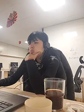 maria lasexy online show from October 15, 2025, 12:38 pm