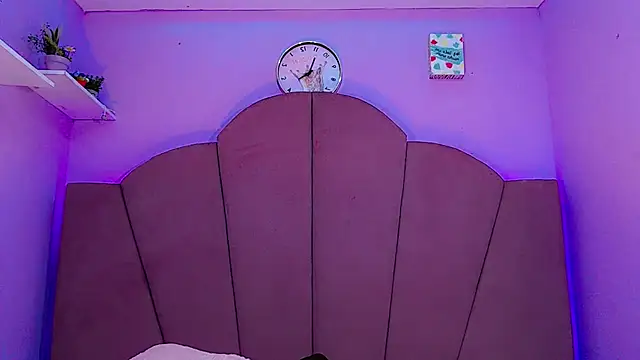 SexyValeriaa online show from March 19, 2025, 4:47 am