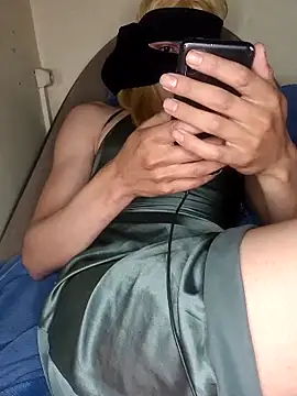 lolimirass24 online show from March 14, 2025, 2:31 am