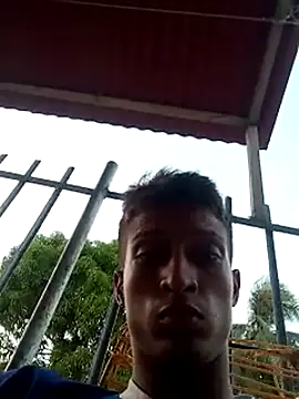 Snapshot of wolf_james123 chatting on March 8, 2025, 11:07 pm wolf james123 online show from March 8, 2025, 11:07 pm