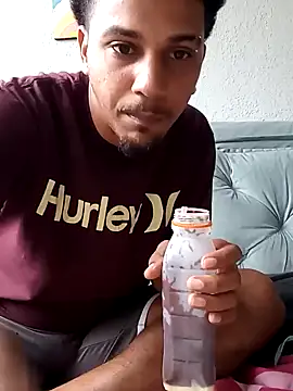 Snapshot of gugao666 chatting on December 4, 2024, 7:01 pm gugao666 online show from December 4, 2024, 7:01 pm