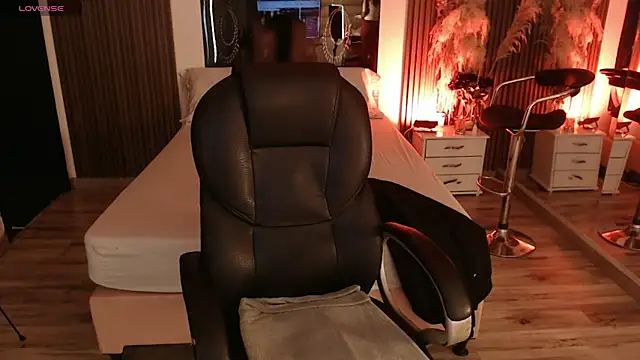 Sam mansson66 online show from April 17, 2026, 12:41 pm